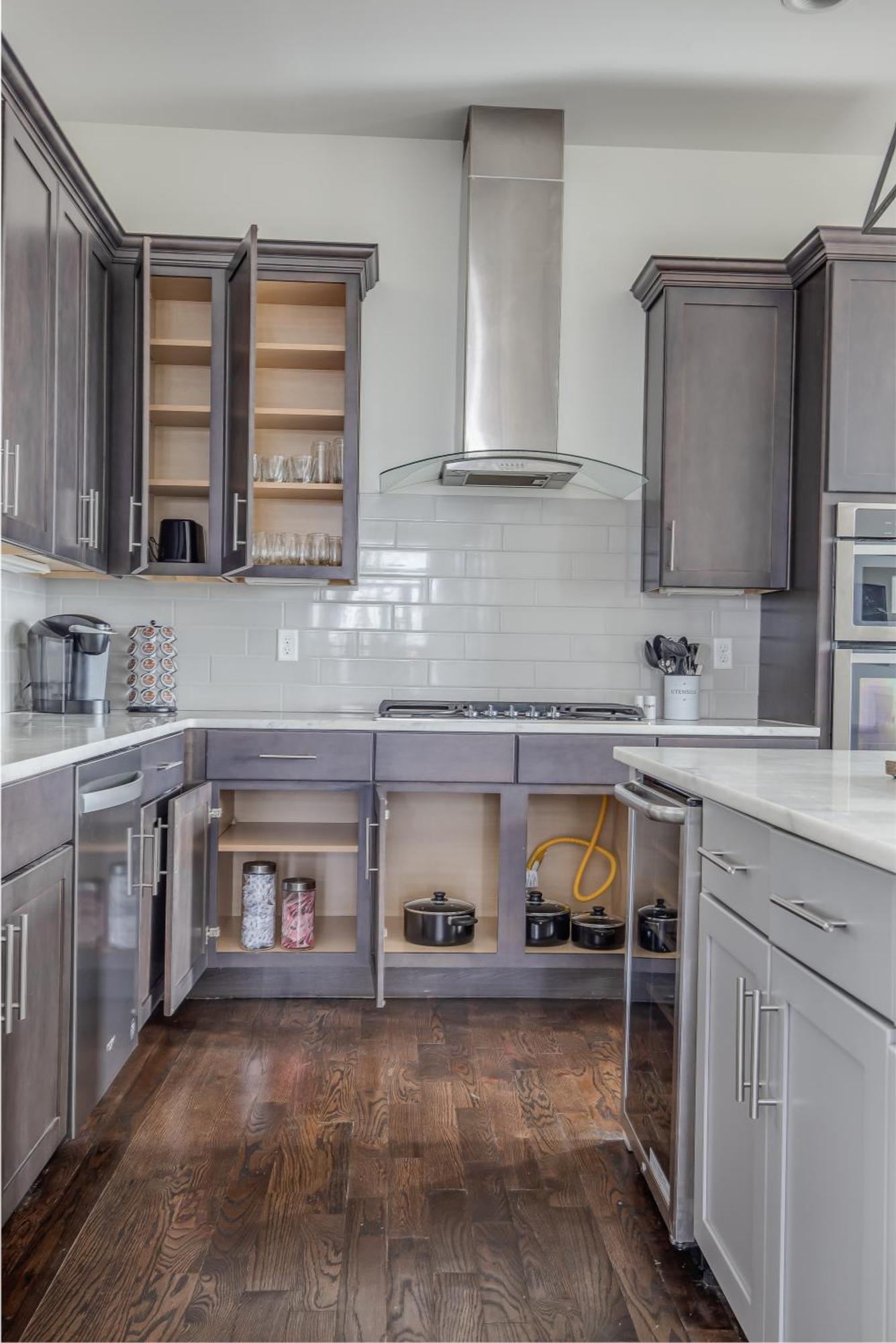 Whiskey House With Rooftop Golf, City Views! 8Min To Downtown! Sleeps 9! Nashville Luaran gambar